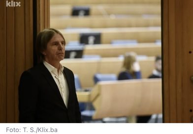 Kojović se “pere” zbog glasa za Čavaru, političara s crne liste: Odluka koja ne prestaje da me mori