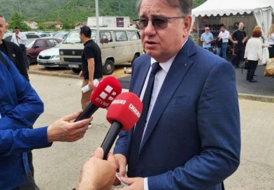 Nikšić ne želi medije na sastancima sa SNSD-om i HDZ-om, sa Vučićem relaksirao odnose!