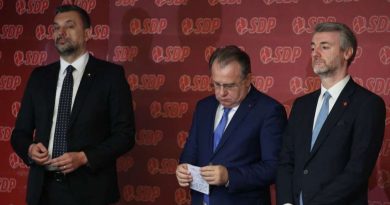 Avaz o Trojci: „Ako je SDA bila rak, Trojka je hemoterapija koja ubija i zadnju zdravu ćeliju“