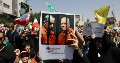 ŠOK U TEL AVIVU! Dok Izrael bombarduje, iranski generali marširaju među narodom!