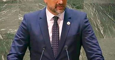KONAKOVIĆ UZVRAĆA UDARAC DODIKU: “U završnoj fazi svog političkog ludila…”