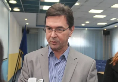 Ajanović najavio krivičnu prijavu zbog poskupljenja struje: “Ovo je povreda ravnopravnosti građana”