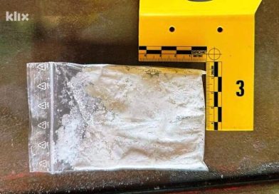 U Gračanici zaplijenjen kilogram droge, jedna osoba uhapšena
